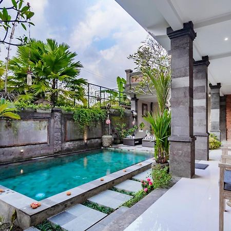 Ayu Sari Guesthouse By Mahaputra Убуд Экстерьер фото